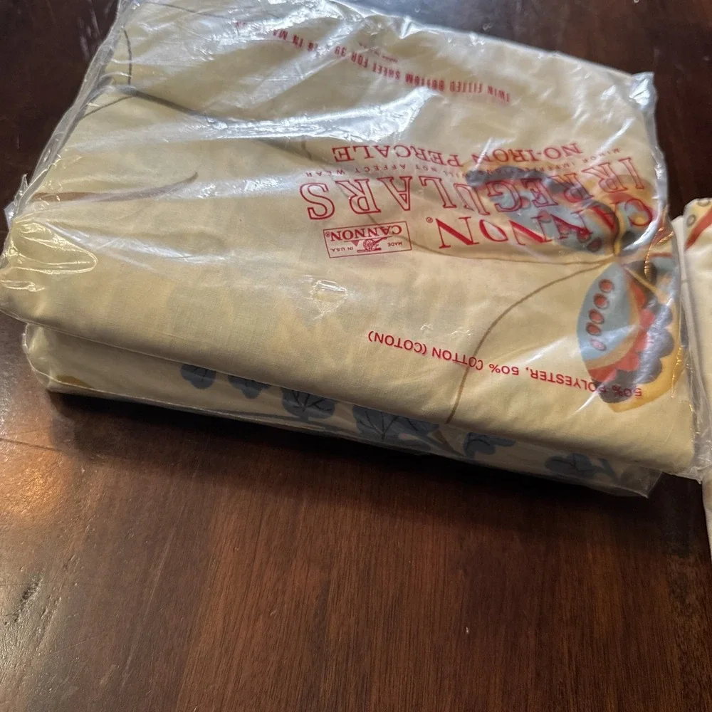 Vintage‎ 70s Cannon Sheet Set Butterfly Almond TWIN Size Flat Fitted Pillowcase